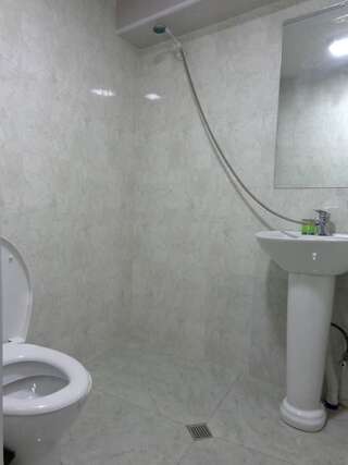 Отель Hotel Beni Тбилиси Двухместный номер Делюкс с 1 кроватью и дополнительной кроватью-4